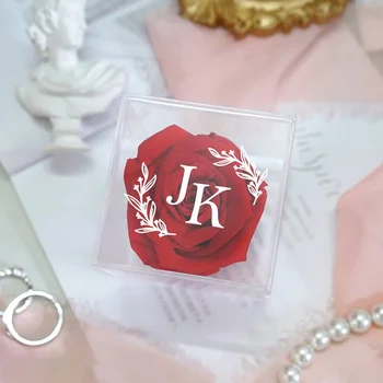 Personlig Cube Ring Pude Klar Akryl Rose Ring Box Ring Bearer-Box Engagement Forslag Favoriserer Bryllup Dekoration 106174