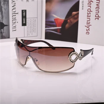 Luksus mærke Kvinder Steampunk Mode Solbriller solbriller til Kvinder Et stykke Lens Anti Refleksion Kørsel Mandlige