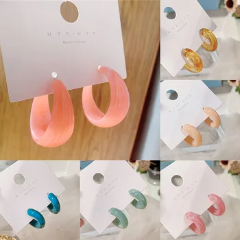 Nye Korea Farverige Geometriske C-formet Hoop Øreringe Retro Gennemsigtig Akryl Harpiks Stud Øreringe Til Kvinder Part Smykker Gaver