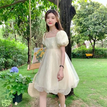 Elegant Firkantet Krave Puff Ærmer Mesh Mini Kjole Koreansk Stil Sød Kawaii Prinsesse Party Kjole Vintage Slank Kortærmet Kjole