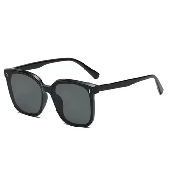 Koreansk Mode Solbriller til Mænd og Trendy Kvinder Solbriller Mode Personlighed Store Ansigt Var Tynd Stor Sort Ramme 18763