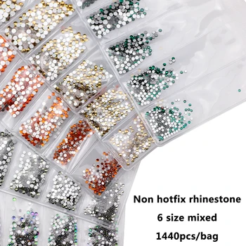 Boxed blandet størrelse glas rhinestones ikke-termohærdende rhinestone flad bund krystal 3D glitter nail art rhinestone dekoration