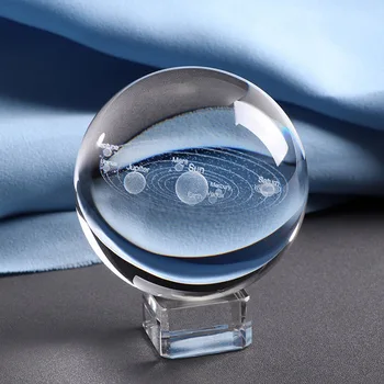 6cm Miniature krystalkugle Desktop Håndværk Med Base Foto Rekvisitter Hjem Dekoration Sfære Gave 3D Indgraveret Solar System Klar