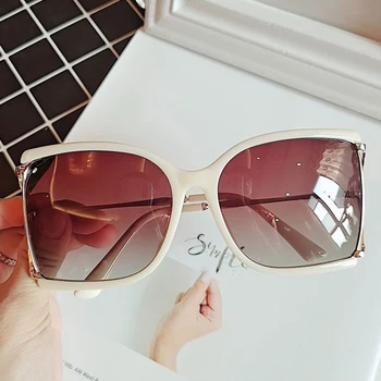 2021 Nye Luksus Mærke Overdimensionerede Røde Firkantede Sorte Solbriller Til Kvinder Vintage Elegant Bambus Ben Smarte Solbriller Kvindelige Nuancer