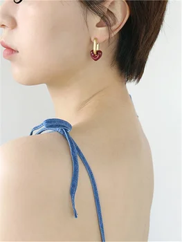 Kshmir Europæiske og Amerikanske enkle temperament retro øreringe to mode kvinder rød hjerte-formede øreringe smykker gaver 2021 27508
