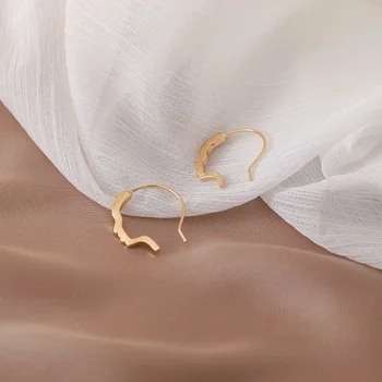 Minimalistisk Guld Sølv Farve Abstrakt Kunst Menneskelige Ansigt Cirkel Geometrisk Runde Hoop Øreringe til Kvinder Pige Bryllup Part Smykker
