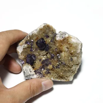 194g A4-3 Sjældne Naturlige Lilla Satin Mekaniske Mineral Mineral Krystal Modellen Collectible Ornament Gaver fra Fujian i Kina 98331